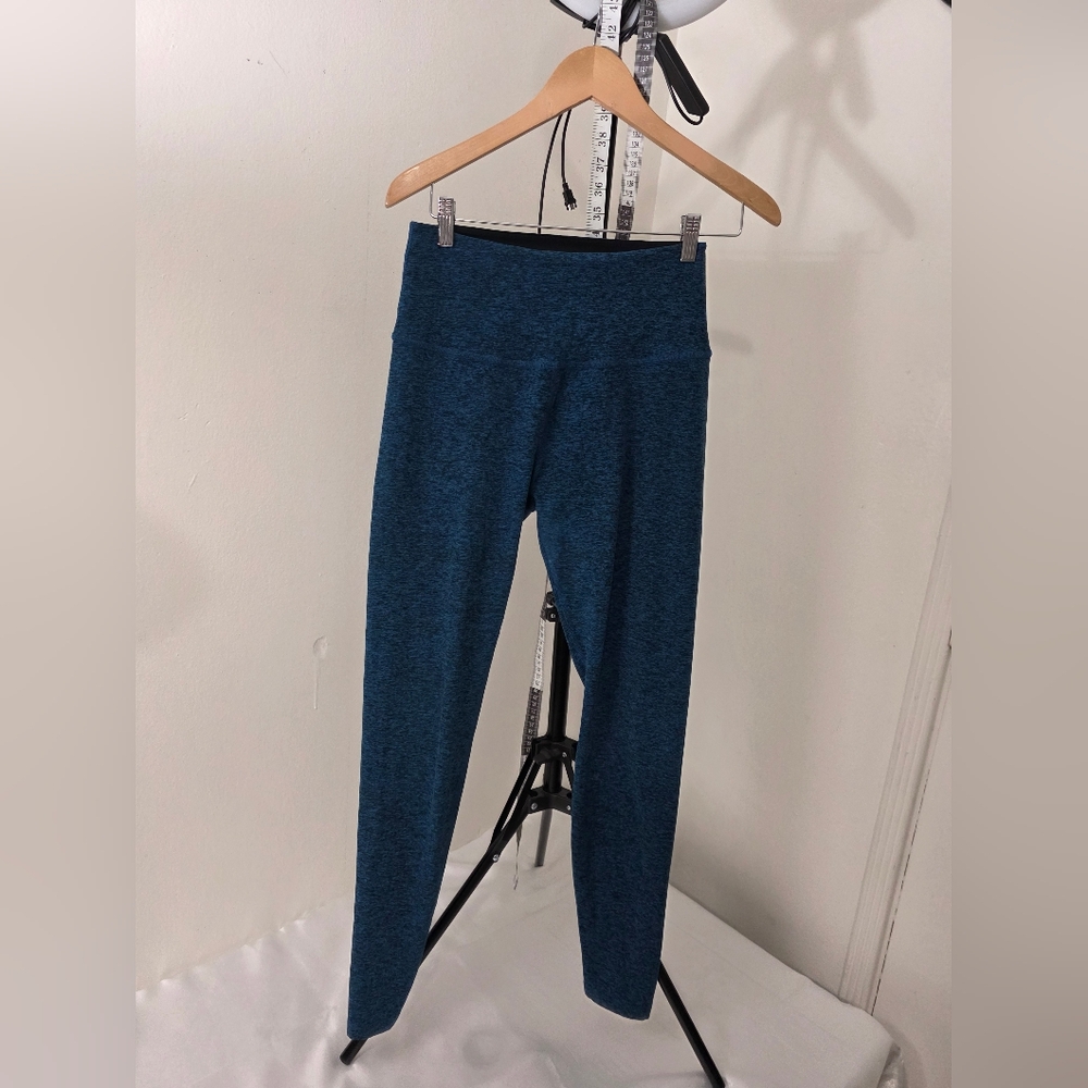 Beyond Yoga Blue Leggings - Picture 1 of 5